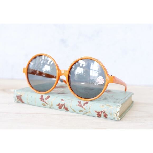 Vintage sunglasses 1970s round Grandmacore Made In Japan Pin hinge Pop Art main image 9